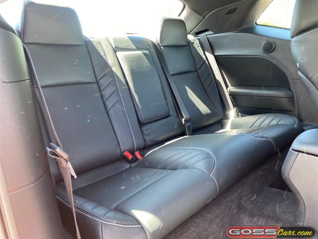 Used 2016 Dodge Challenger SRT Hellcat RWD image 7