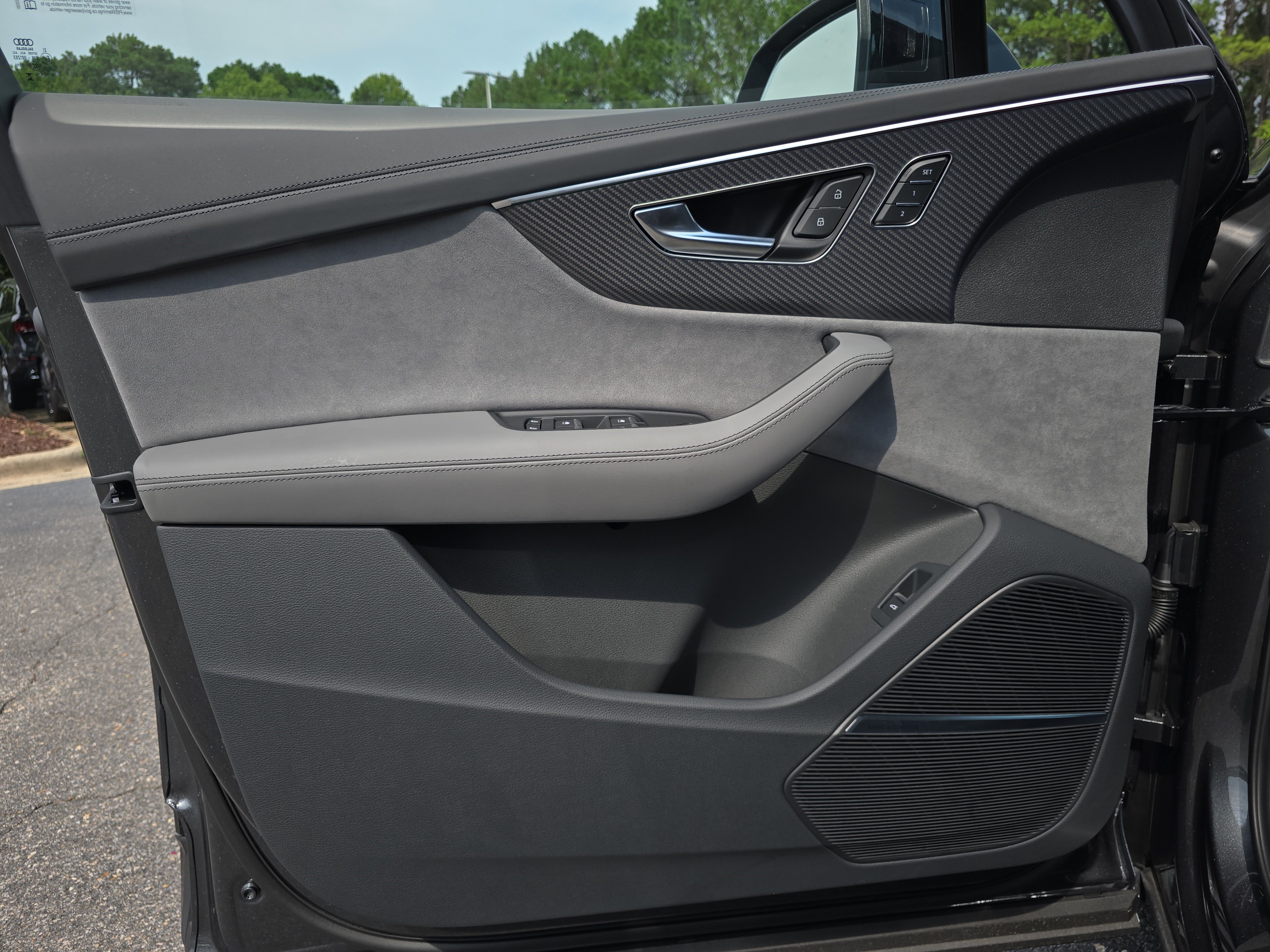 New 2026 Audi SQ7 Prestige AWD/4WD image 30