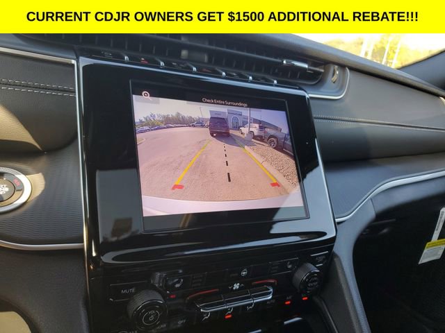 New 2025 Jeep Grand Cherokee L Altitude image 11