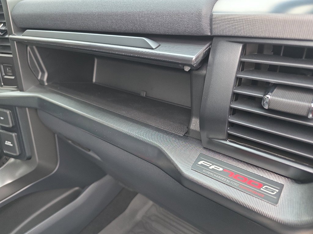 New 2025 Ford F150 Lariat w/ Equipment Group 501A Mid image 14