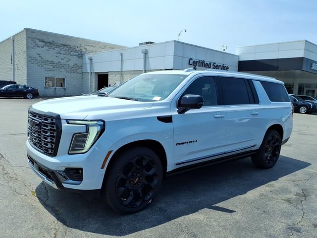 New 2026 GMC Yukon XL Denali Ultimate AWD/4WD image 11