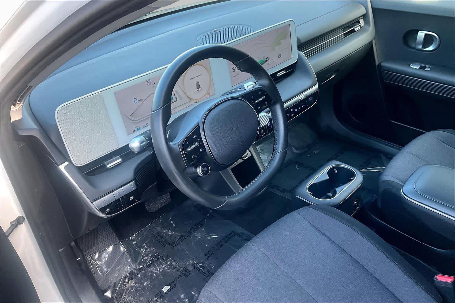 Used 2024 Hyundai Ioniq 5 SE AWD/4WD image 17