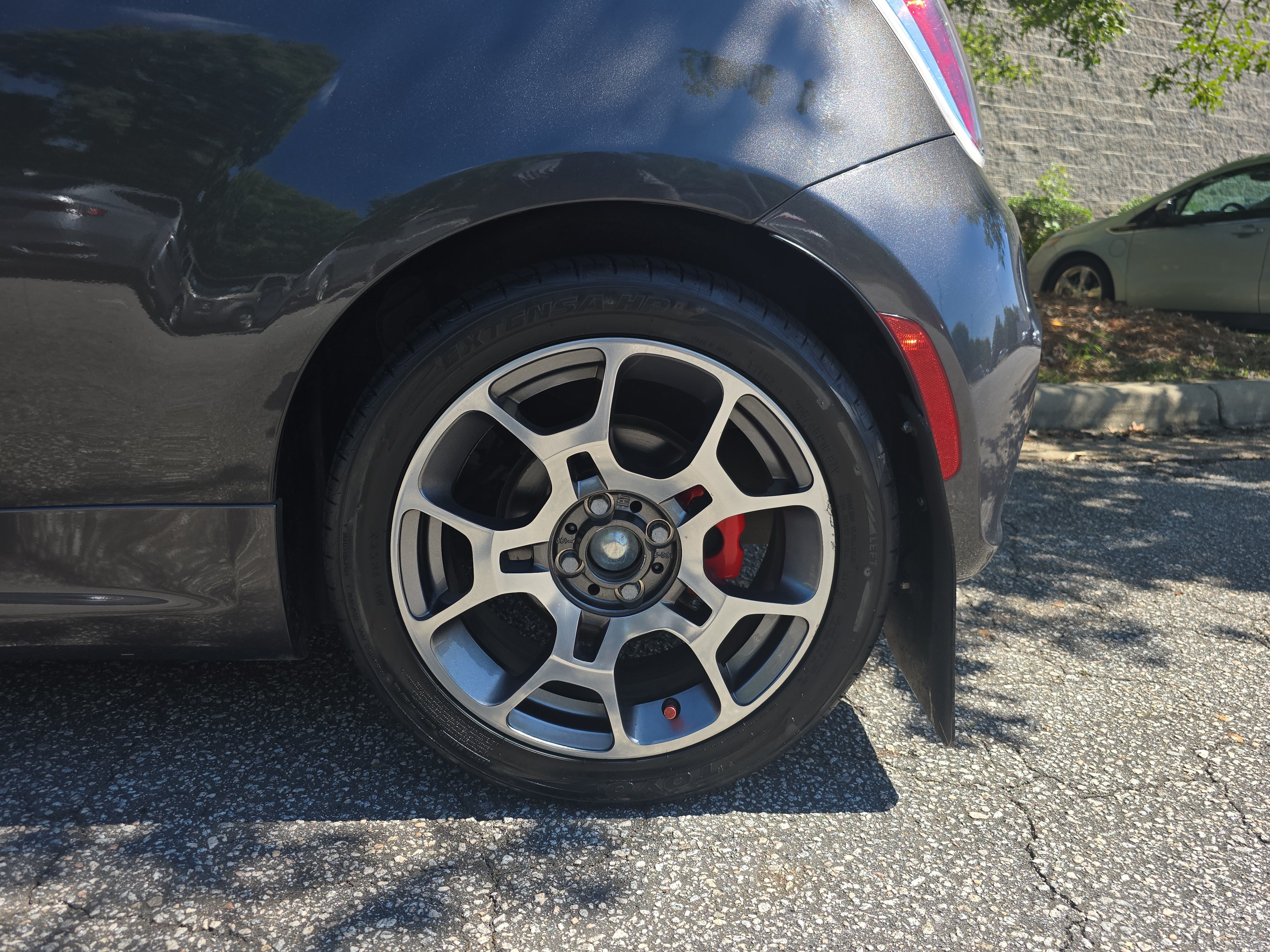 Used 2015 FIAT 500 Sport FWD image 28
