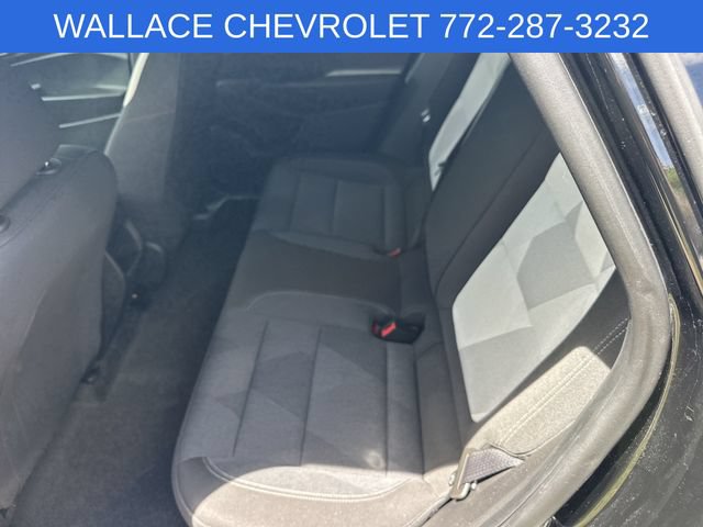 Used 2024 Chevrolet Trax RS FWD image 12