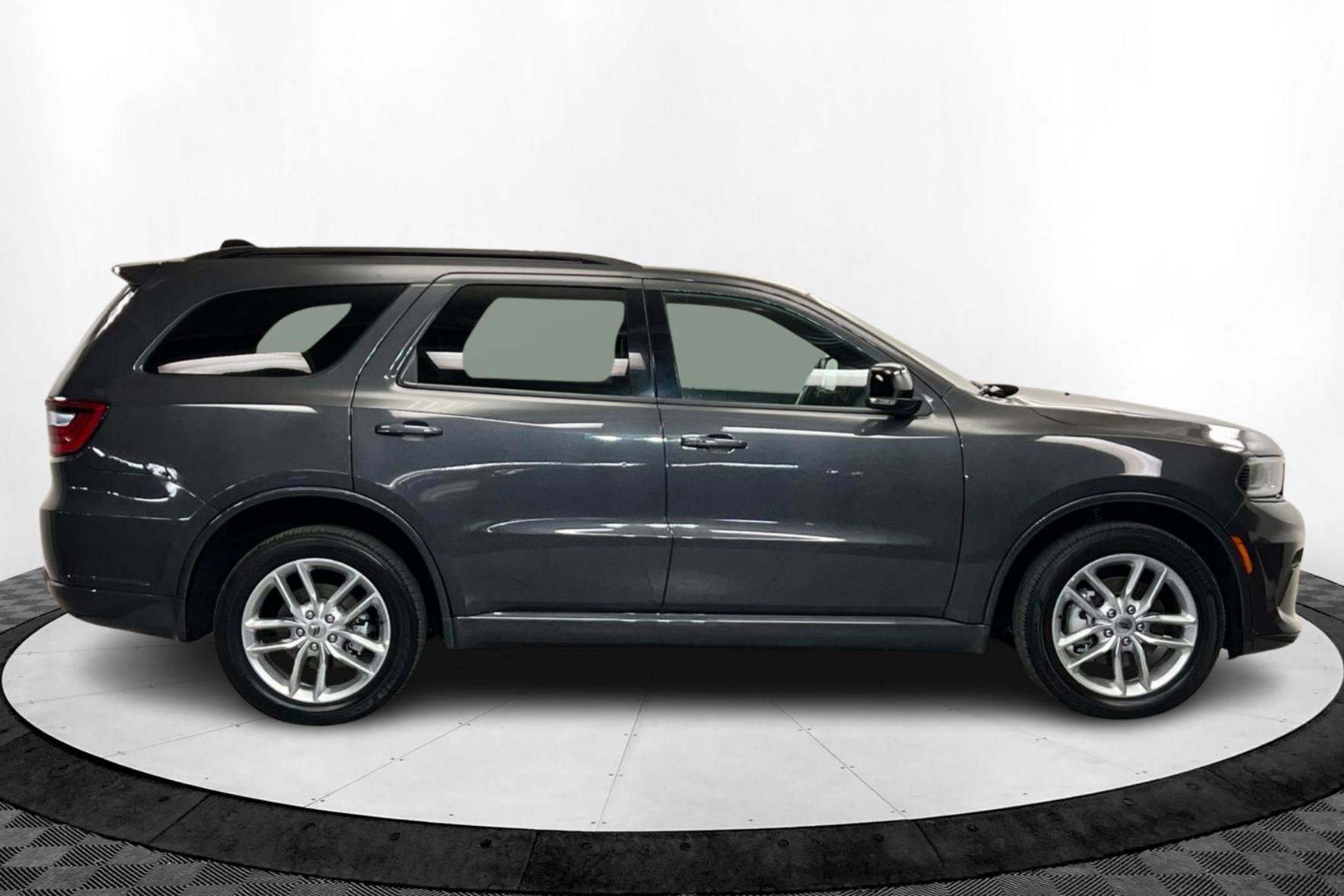 Certified 2024 Dodge Durango GT image 6