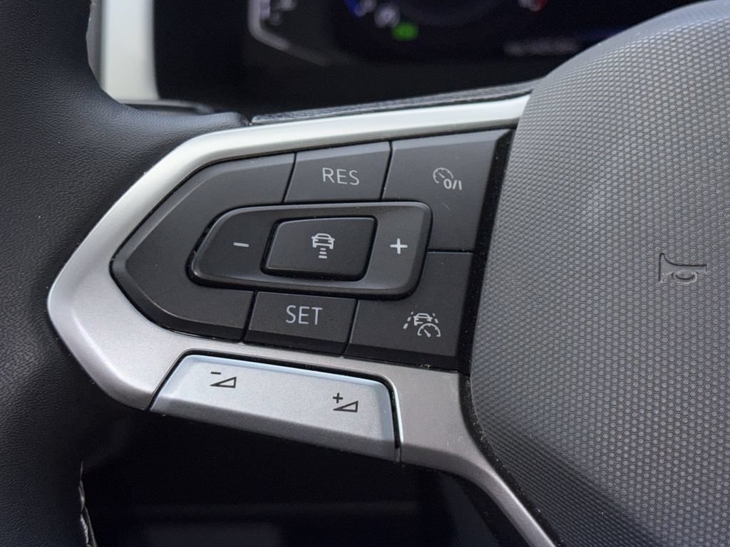 Certified 2023 Volkswagen Atlas SEL AWD/4WD image 14