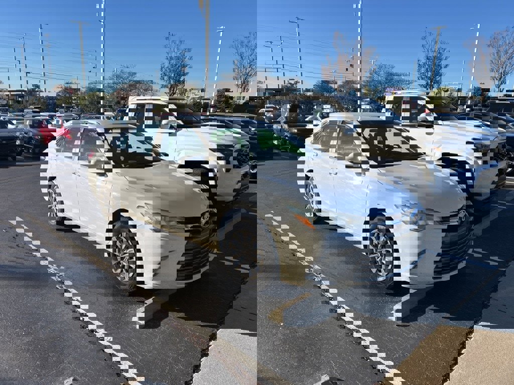 Used 2015 Toyota Camry LE