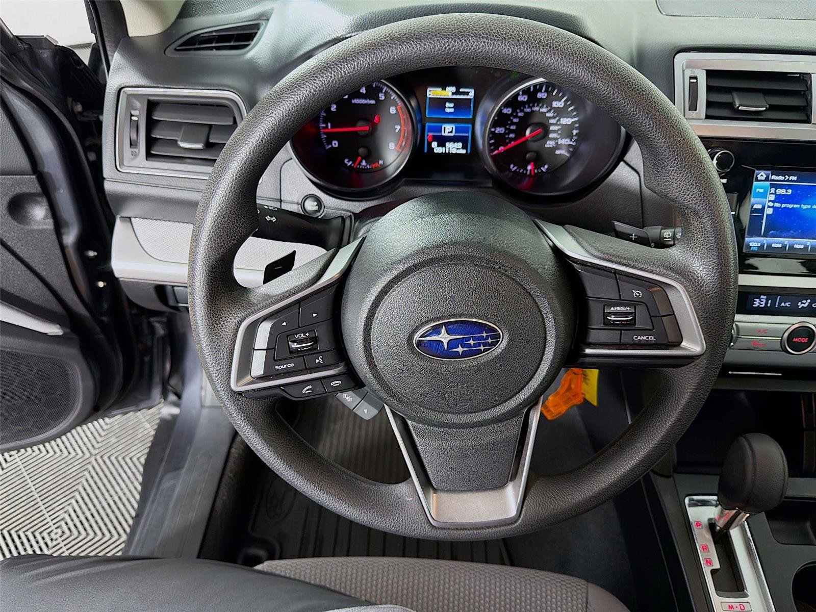 Used 2018 Subaru Outback 2.5i AWD/4WD image 3