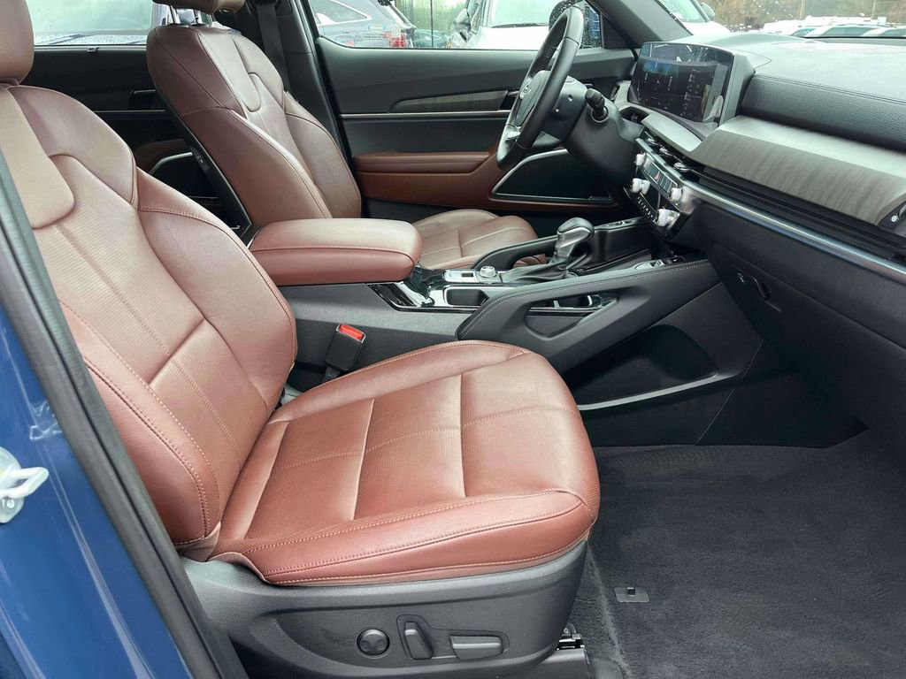 Used 2024 Kia Telluride SX image 13