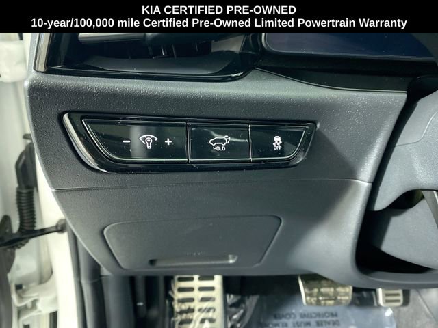 Certified 2024 Kia Niro Wave w/ Wave Preserve Package image 13
