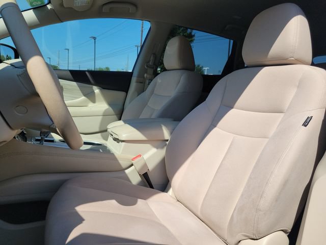 Used 2018 Nissan Murano SV FWD image 12