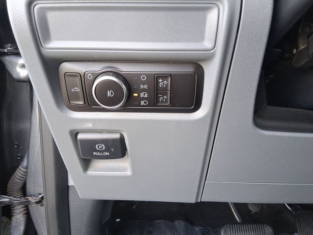 Used 2023 Ford F150 XLT AWD/4WD image 15