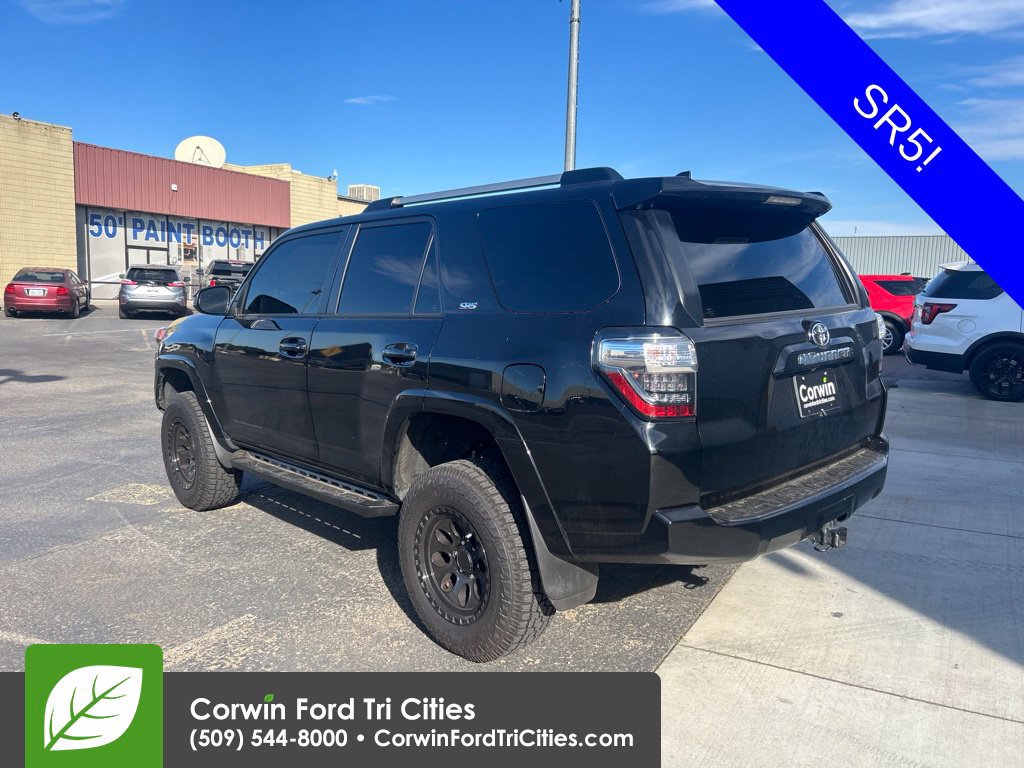 Used 2022 Toyota 4Runner SR5 RWD image 5