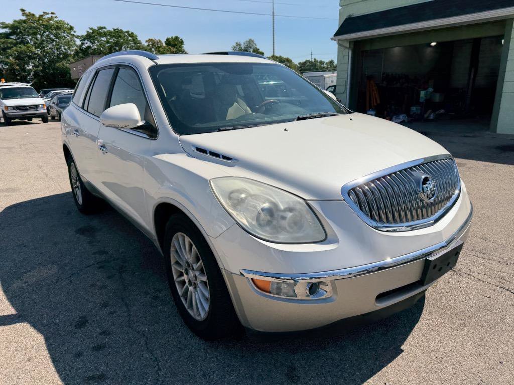 Used 2010 Buick Enclave CXL w/ LPO, Cargo Convenience Pkg AWD/4WD image 4