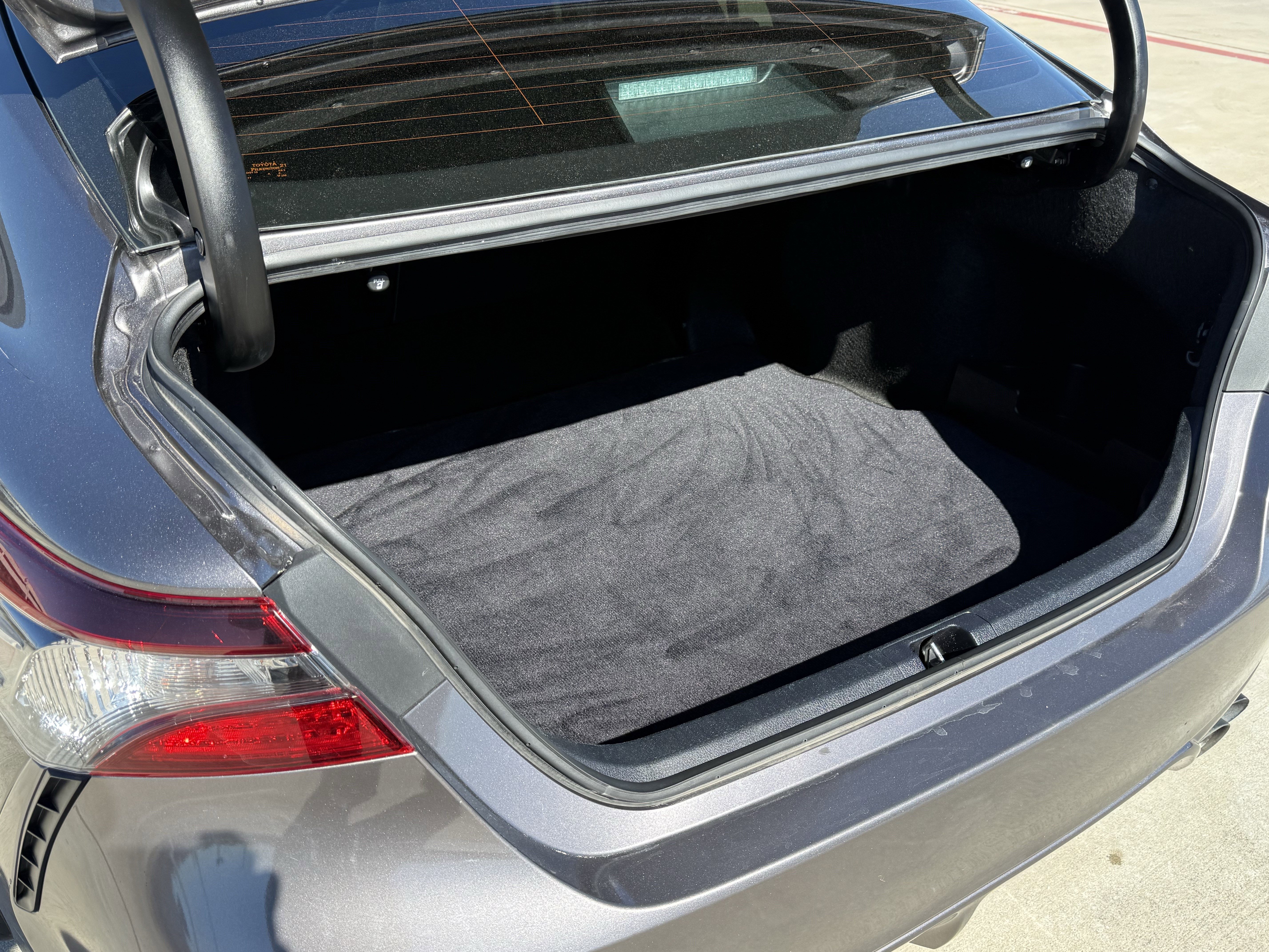 Used 2024 Toyota Camry SE image 28