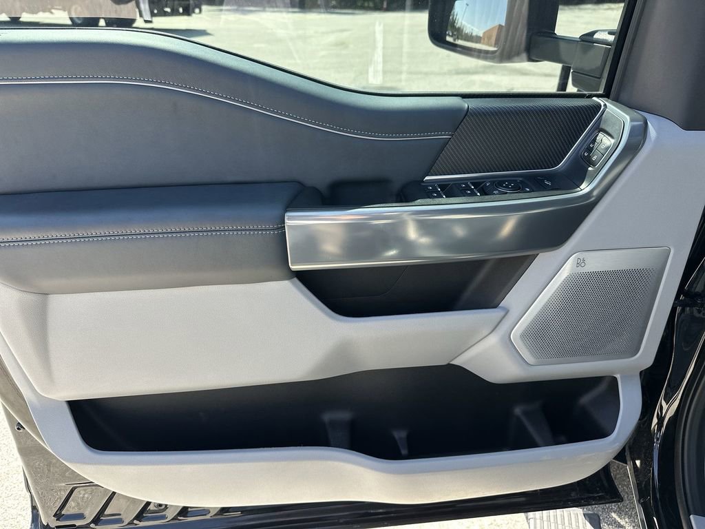 Used 2024 Ford F450 Limited w/ FX4 Off-Road Package image 15