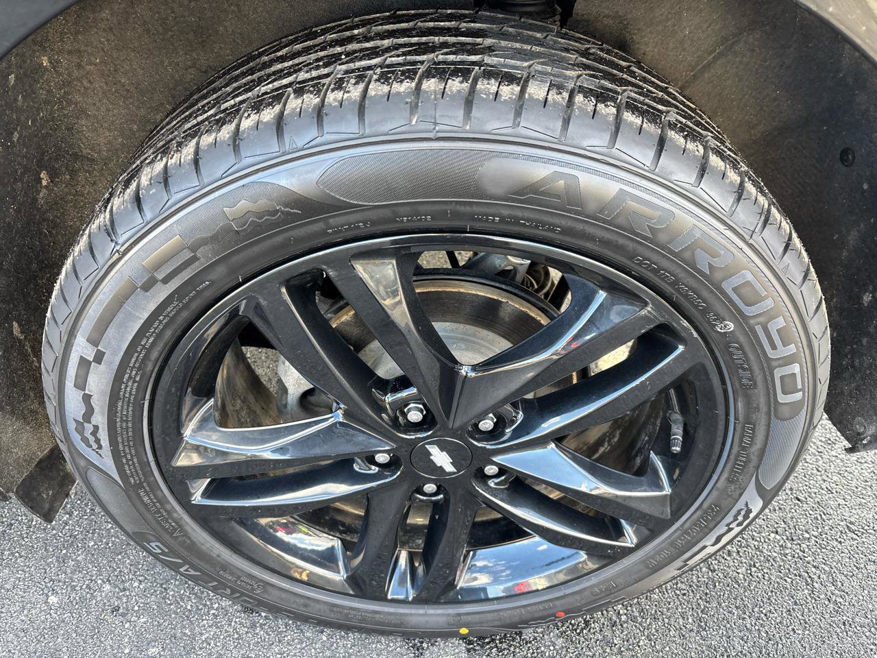 Used 2021 Chevrolet Equinox LT FWD image 28
