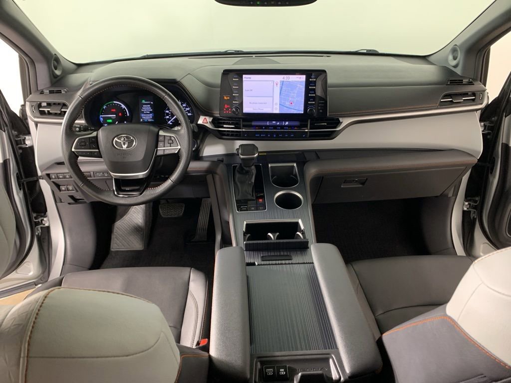 Used 2021 Toyota Sienna XSE w/ XSE Plus Package image 37
