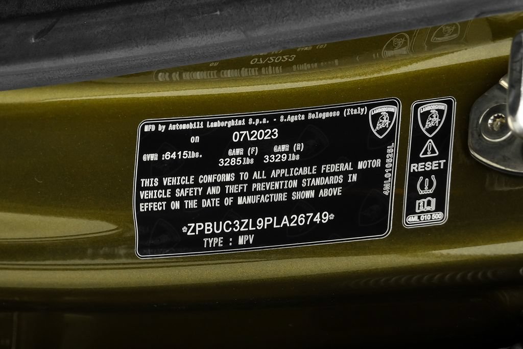 Used 2023 Lamborghini Urus Performante AWD/4WD image 78