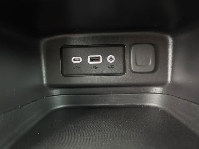 Used 2024 Chevrolet Equinox RS image 34