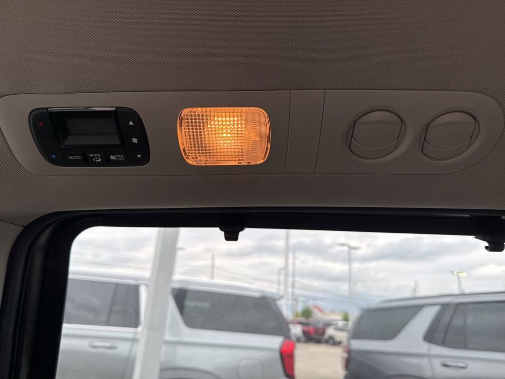 Used 2015 Honda Odyssey EX image 12