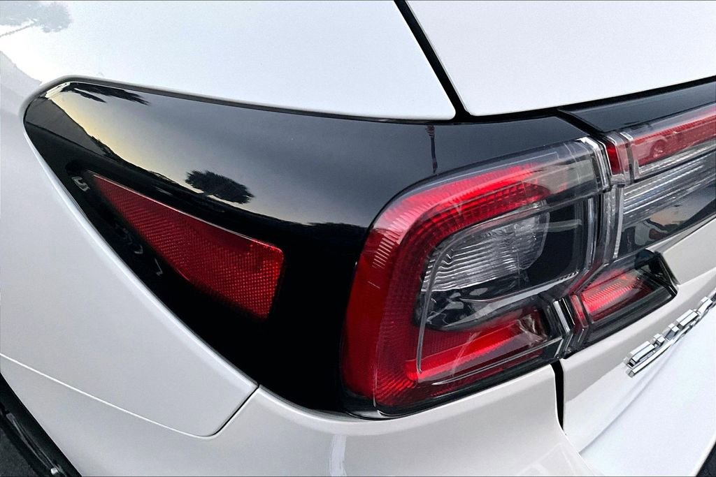 Used 2024 Subaru Outback Premium image 22