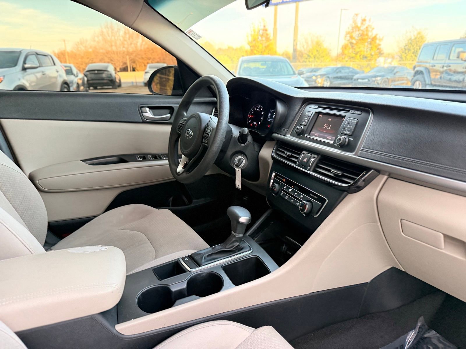 Used 2016 Kia Optima LX image 20