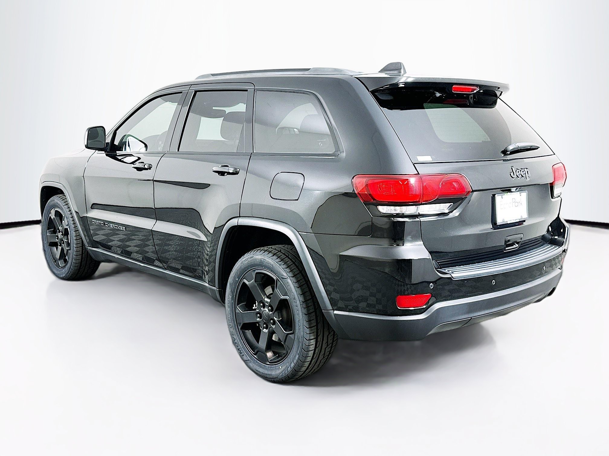 Used 2021 Jeep Grand Cherokee Freedom Edition RWD image 5