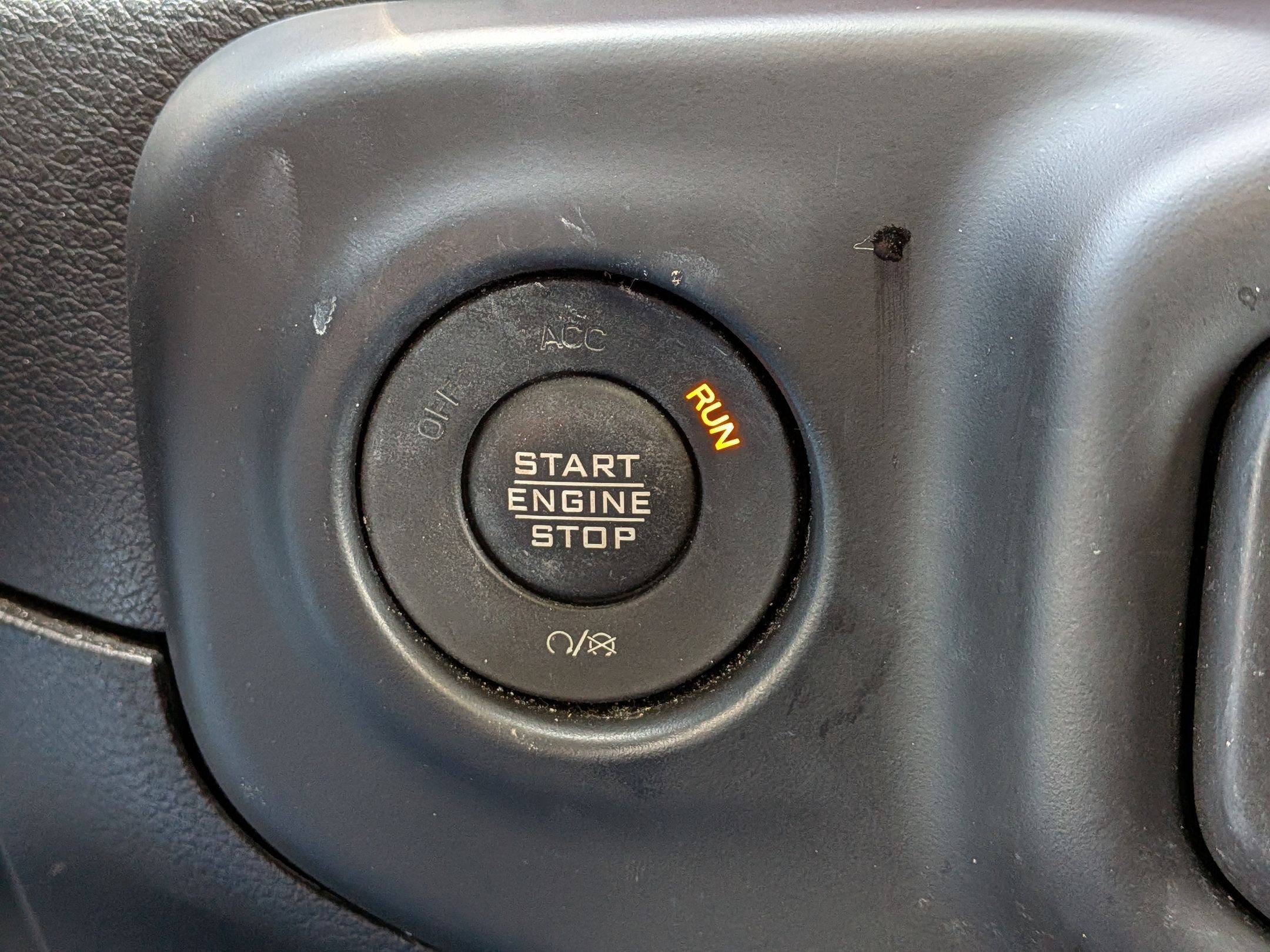 Used 2022 Jeep Wrangler Unlimited Rubicon w/ LED Lighting Group AWD/4WD image 25
