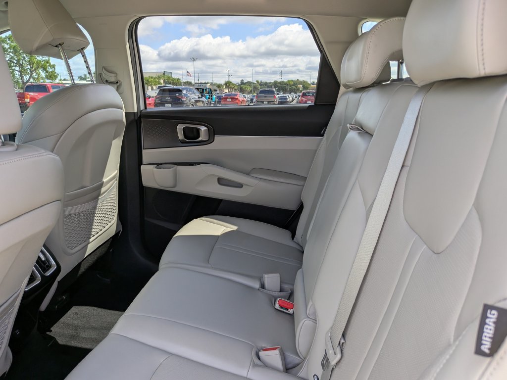 Certified 2026 Kia Sorento EX AWD/4WD image 20