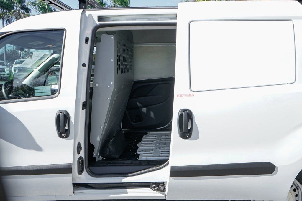 Used 2022 RAM ProMaster City Tradesman FWD image 6