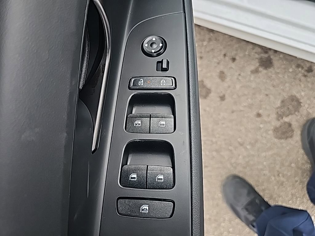 New 2026 Hyundai Elantra Sport FWD image 11