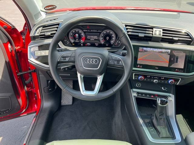 Used 2025 Audi Q3 2.0T Premium Plus w/ Premium Plus Package AWD/4WD image 13