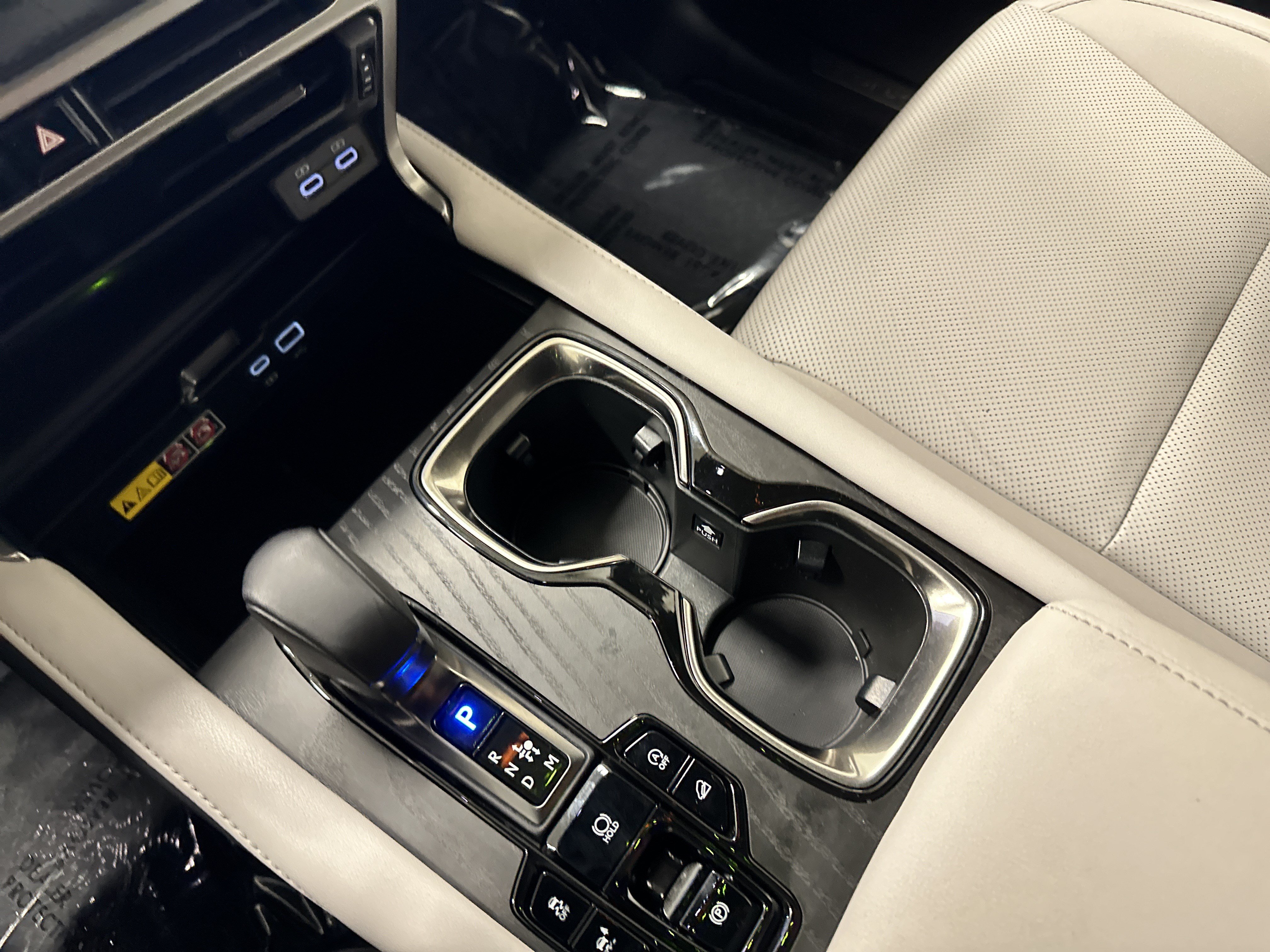 Certified 2024 Lexus RX 350 AWD w/ Premium Package w/ Convenience Package image 26