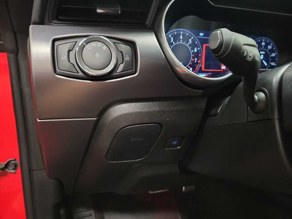 Used 2022 Ford Mustang Premium RWD image 27