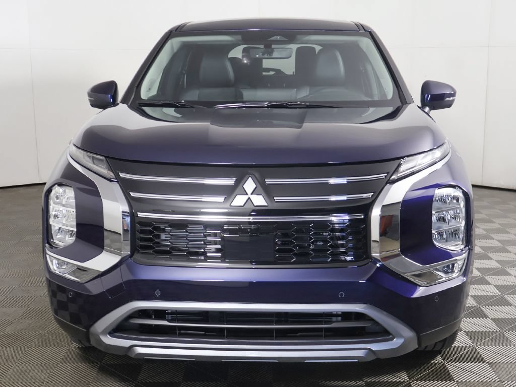 New 2026 Mitsubishi Outlander SE FWD image 13