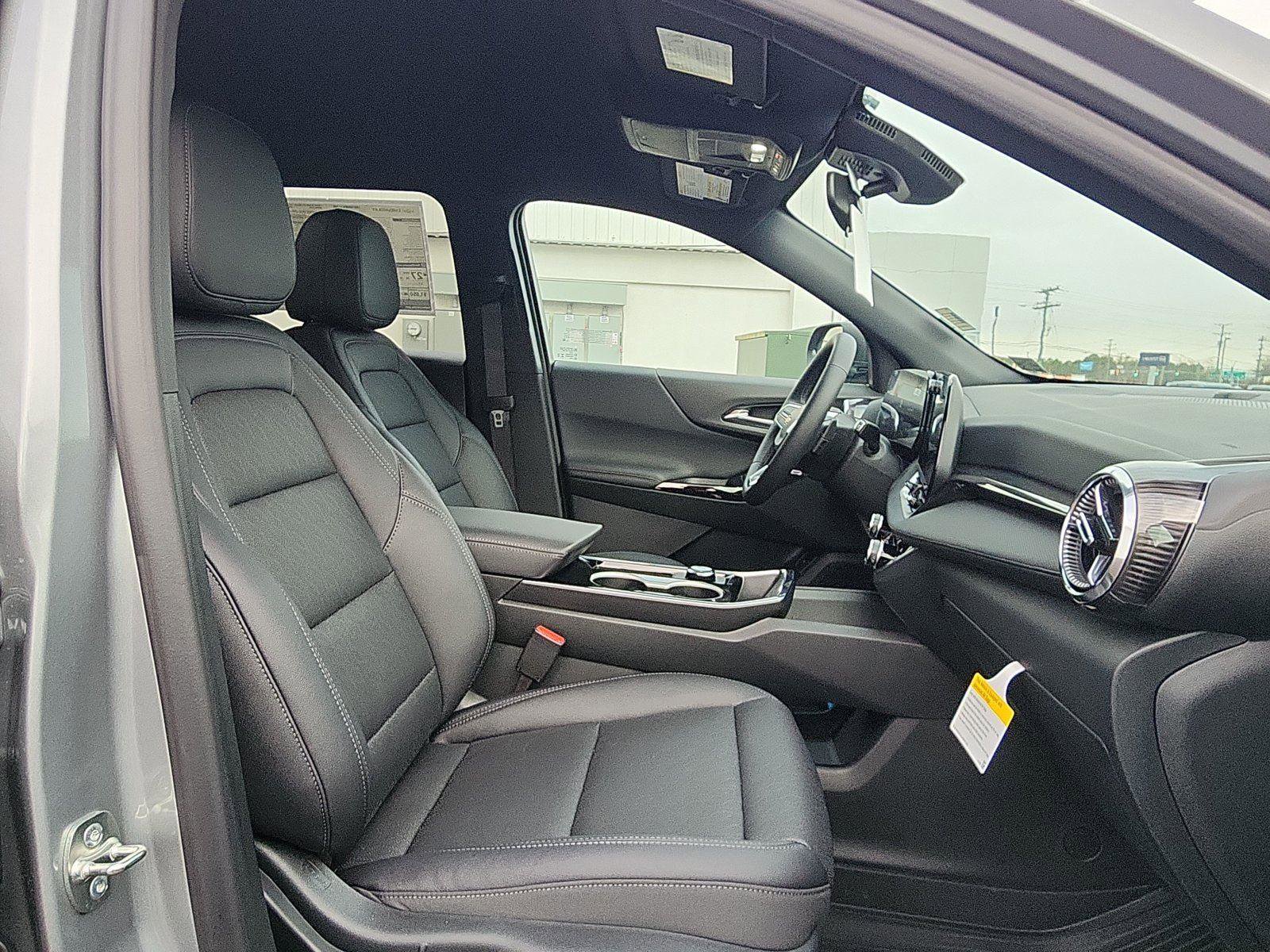 New 2026 Chevrolet Equinox LT w/ Convenience Package II image 23