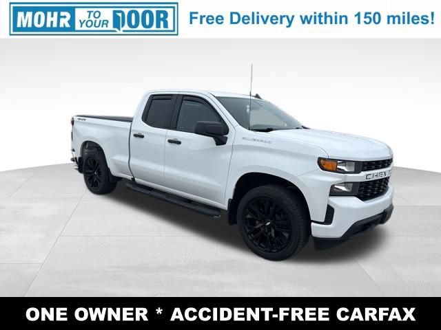 Used 2019 Chevrolet Silverado 1500 Custom w/ Custom Value Package AWD/4WD image 3