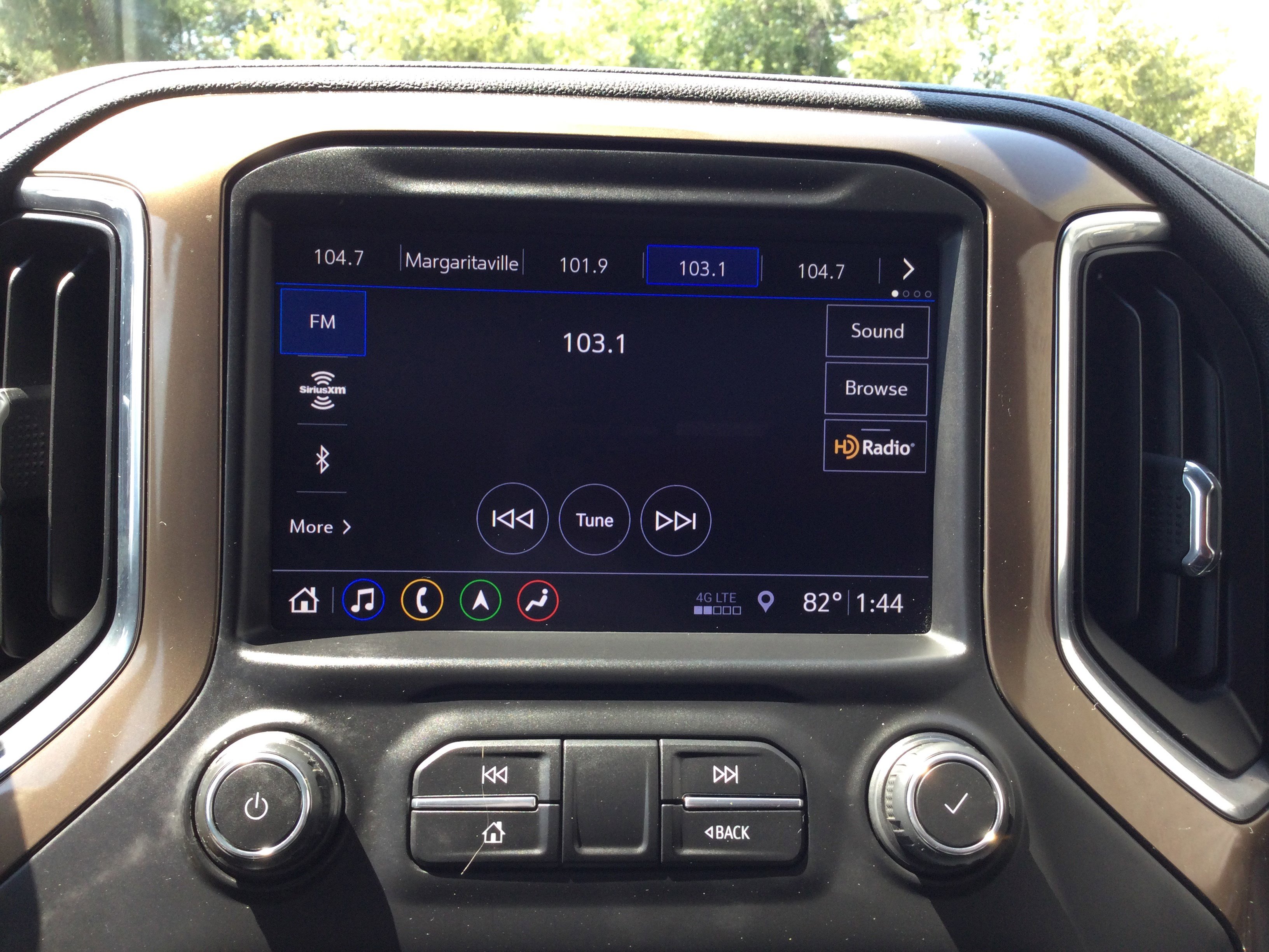 Used 2019 Chevrolet Silverado 1500 High Country w/ Technology Package image 16