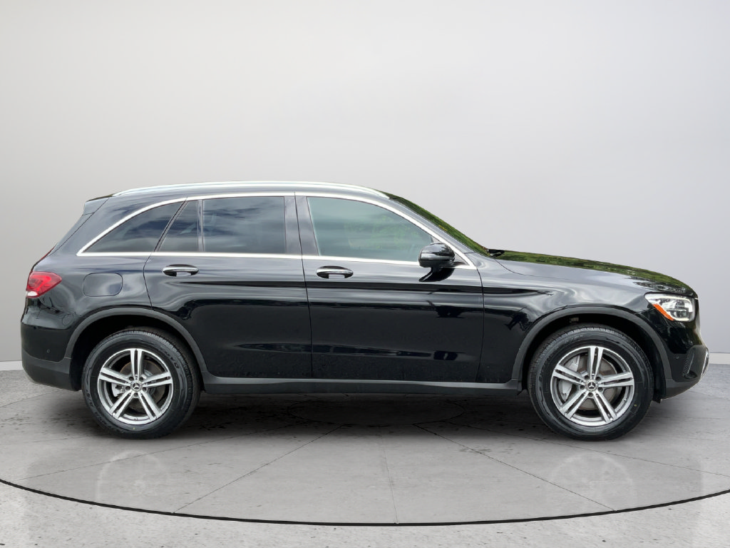 Used 2020 Mercedes-Benz GLC 300 4MATIC w/ Parking Assistance Package image 5