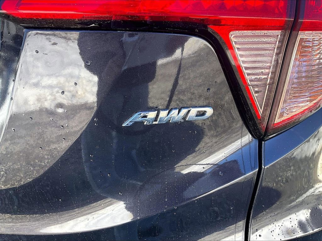 Used 2017 Honda HR-V EX-L image 8