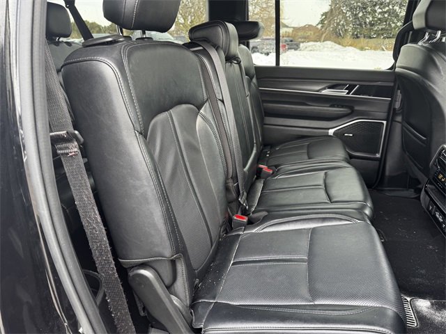 Used 2024 Jeep Wagoneer L Series II w/ Flexible Seating Group image 16