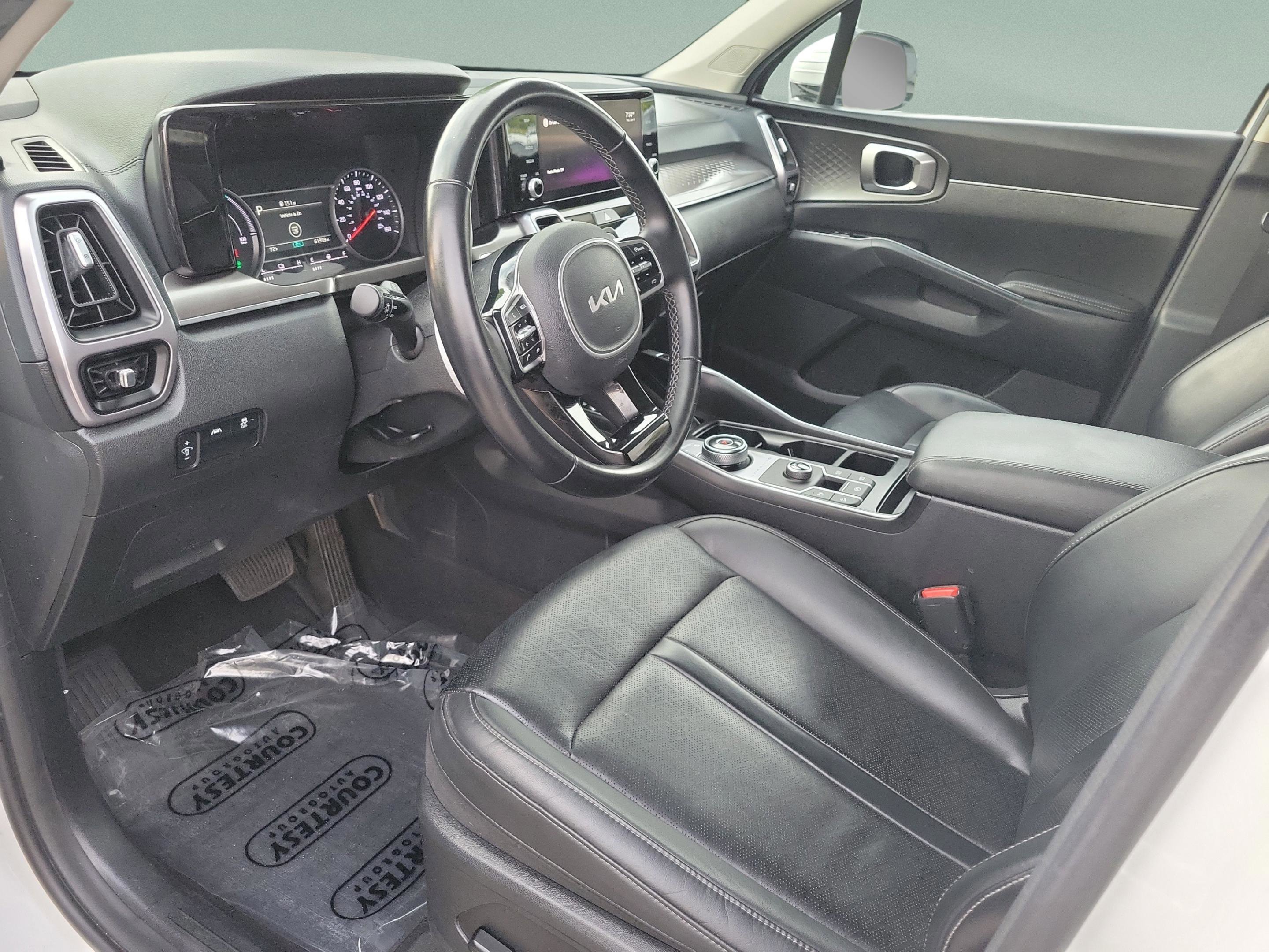 Used 2022 Kia Sorento S FWD image 26