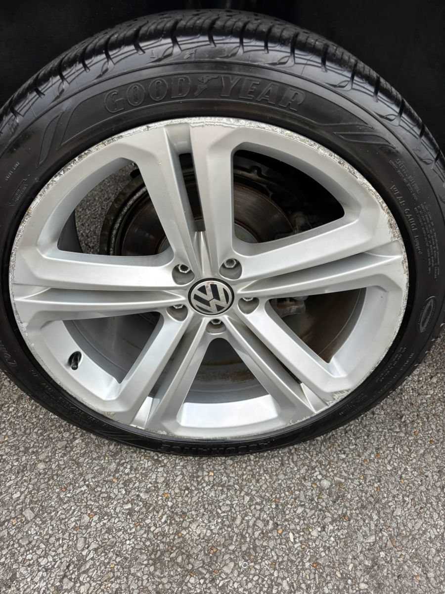 Used 2015 Volkswagen Tiguan R-Line AWD/4WD image 24