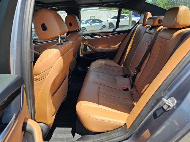 Used 2020 BMW 530i w/ Premium Package RWD image 32