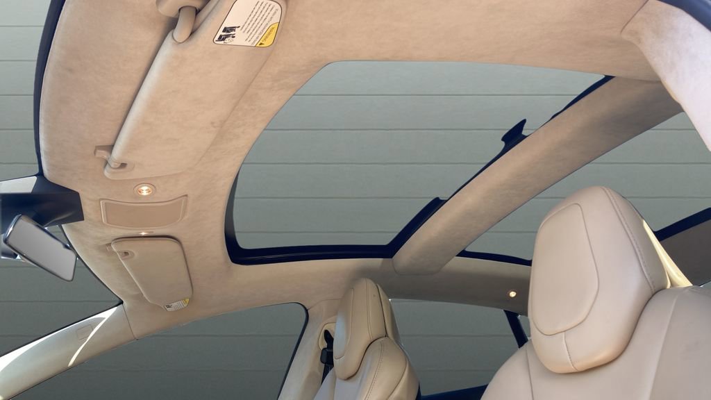 Used 2017 Tesla Model S 90D image 21