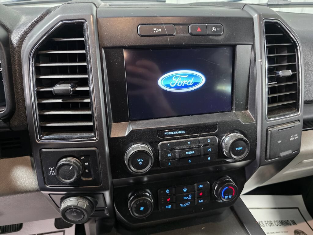 Used 2019 Ford F150 XLT w/ Equipment Group 302A Luxury AWD/4WD image 12