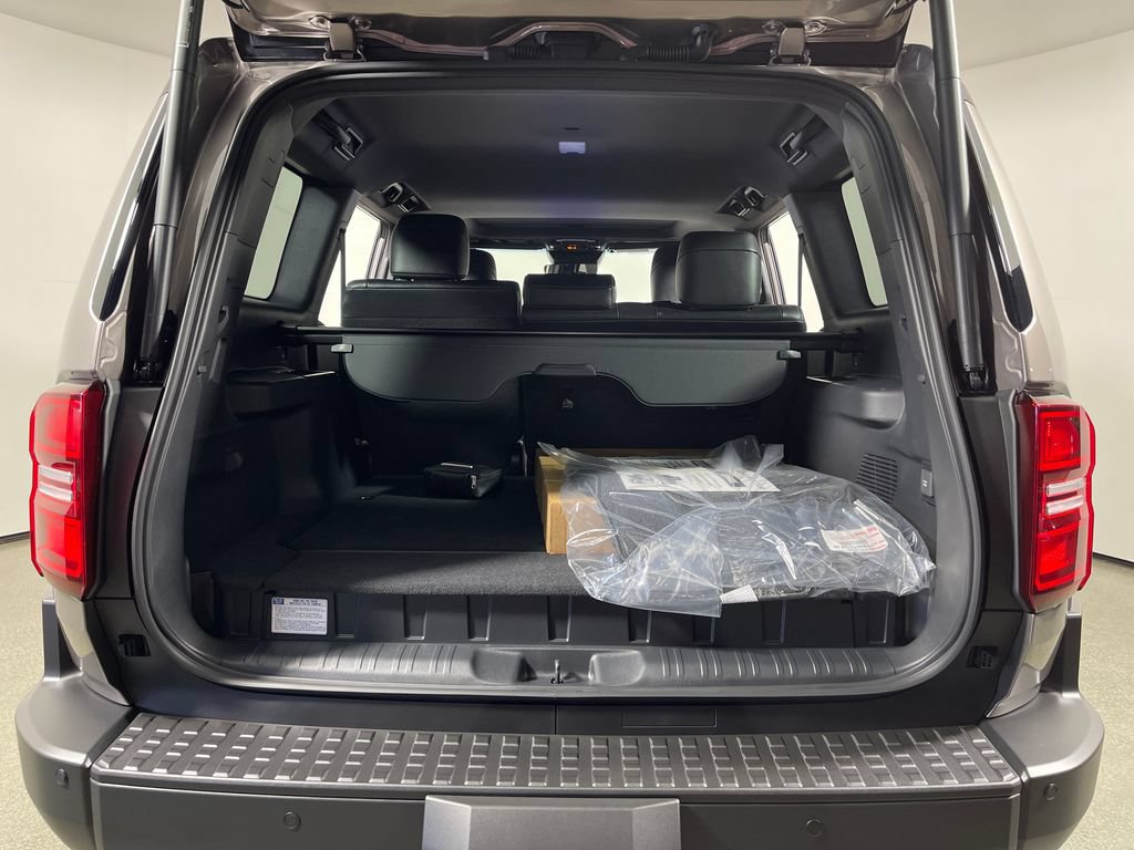 New 2027 Toyota Land Cruiser AWD/4WD image 10