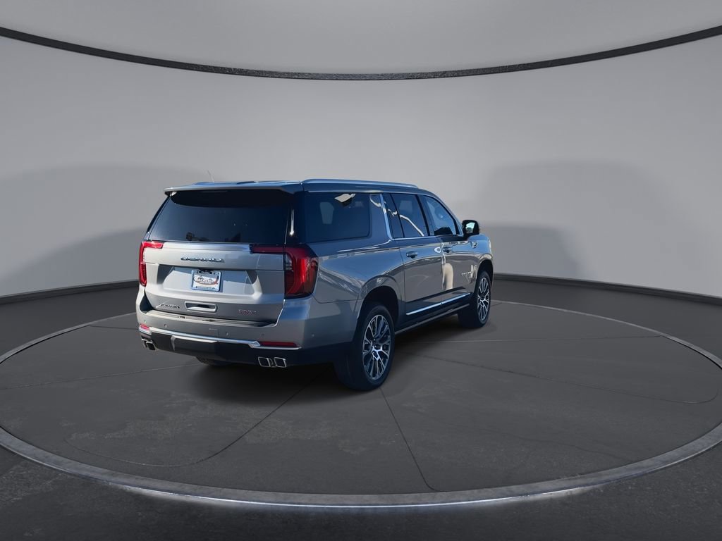New 2026 GMC Yukon XL Denali w/ Sun & Power Step Package AWD/4WD image 8