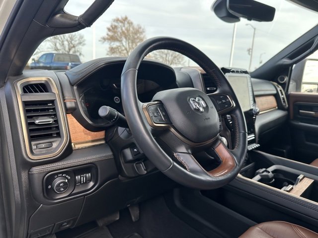 Used 2024 RAM 2500 Limited w/ Towing Technology Group image 25